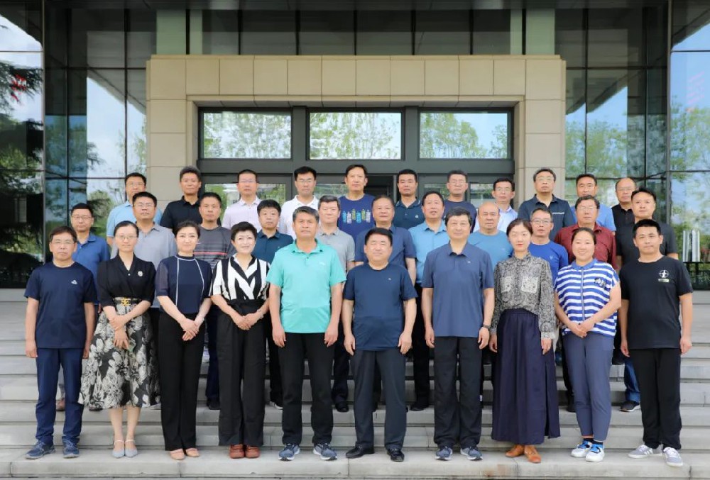 華魯 | ?公司舉辦干部能力素質(zhì)建設(shè)培訓(xùn)班